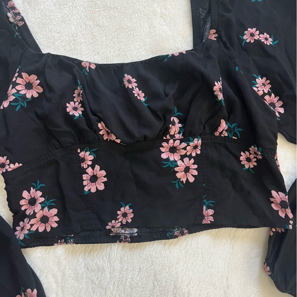 Wild Fable Floral Crop Top - Picture 7 of 10